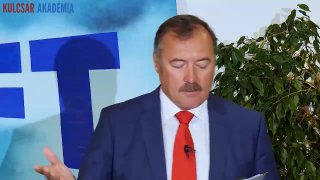 02 Hány éves a kapitány